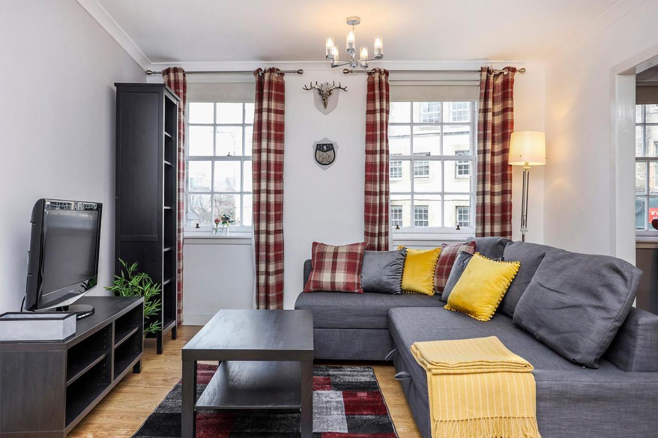 Joivy 1 Bed Flat, Heart Of Grassmarket Edinburgh Bagian luar foto