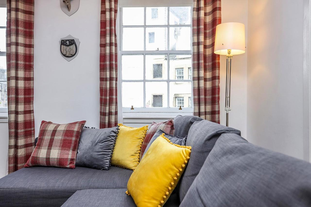 Joivy 1 Bed Flat, Heart Of Grassmarket Edinburgh Bagian luar foto