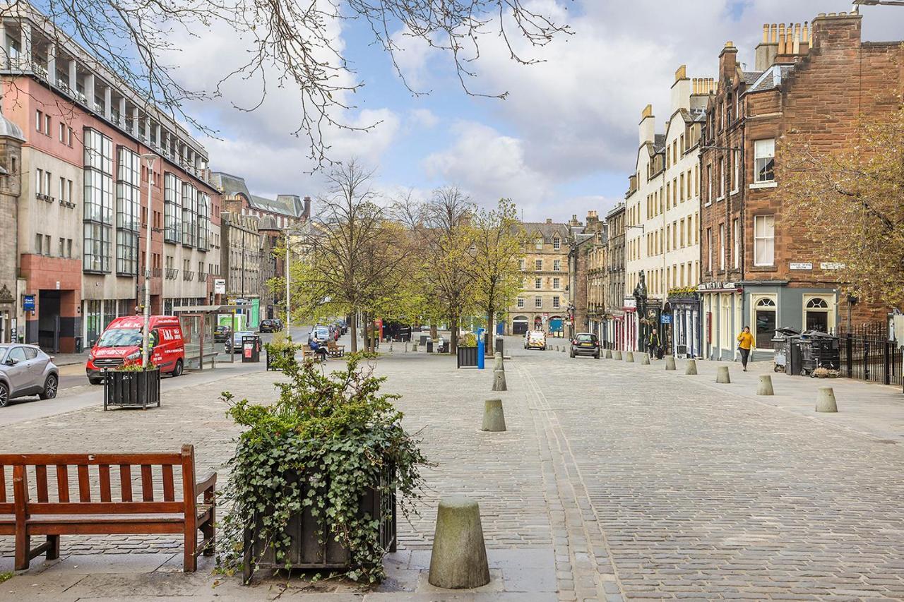 Joivy Cosy 1 Bed Flat Next To Grassmarket And Royal Mile Apartment Edinburgh Bagian luar foto