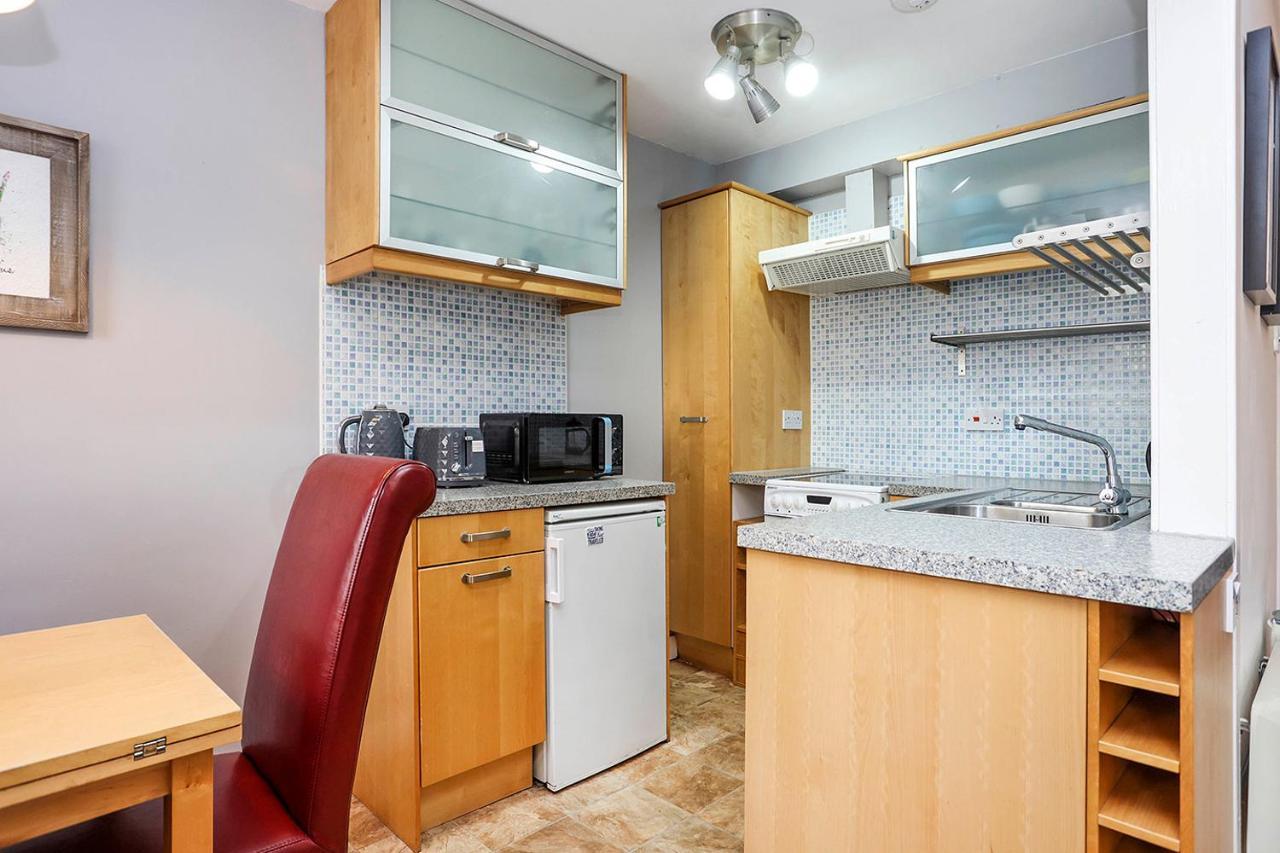 Joivy 1 Bed Flat, Heart Of Grassmarket Edinburgh Bagian luar foto