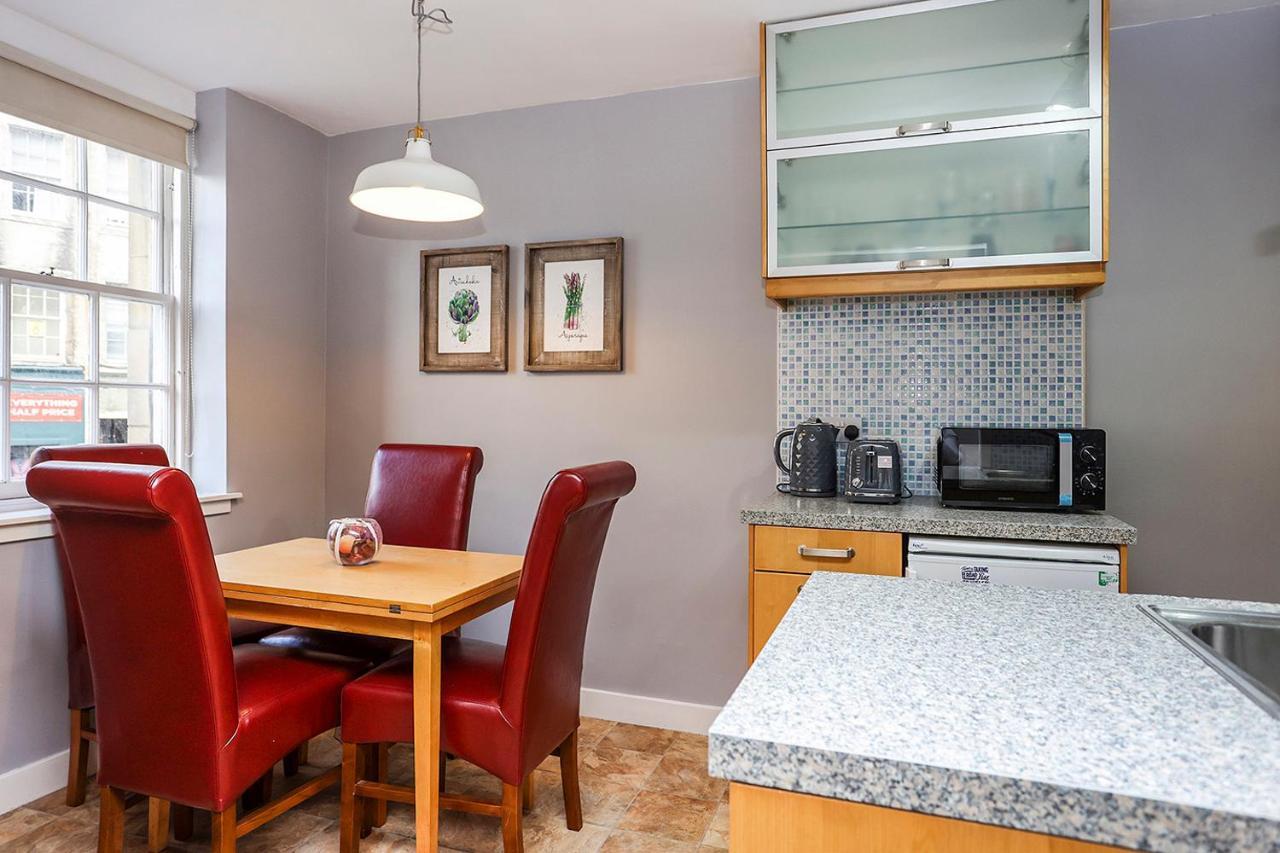 Joivy 1 Bed Flat, Heart Of Grassmarket Edinburgh Bagian luar foto